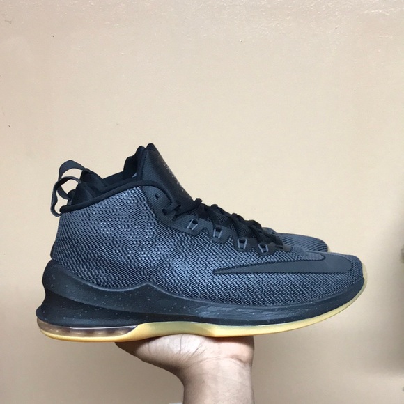 nike max infuriate mid